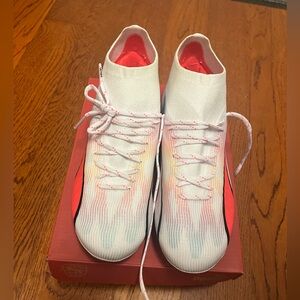 Puma ultra pro soccer cleats size 2.5